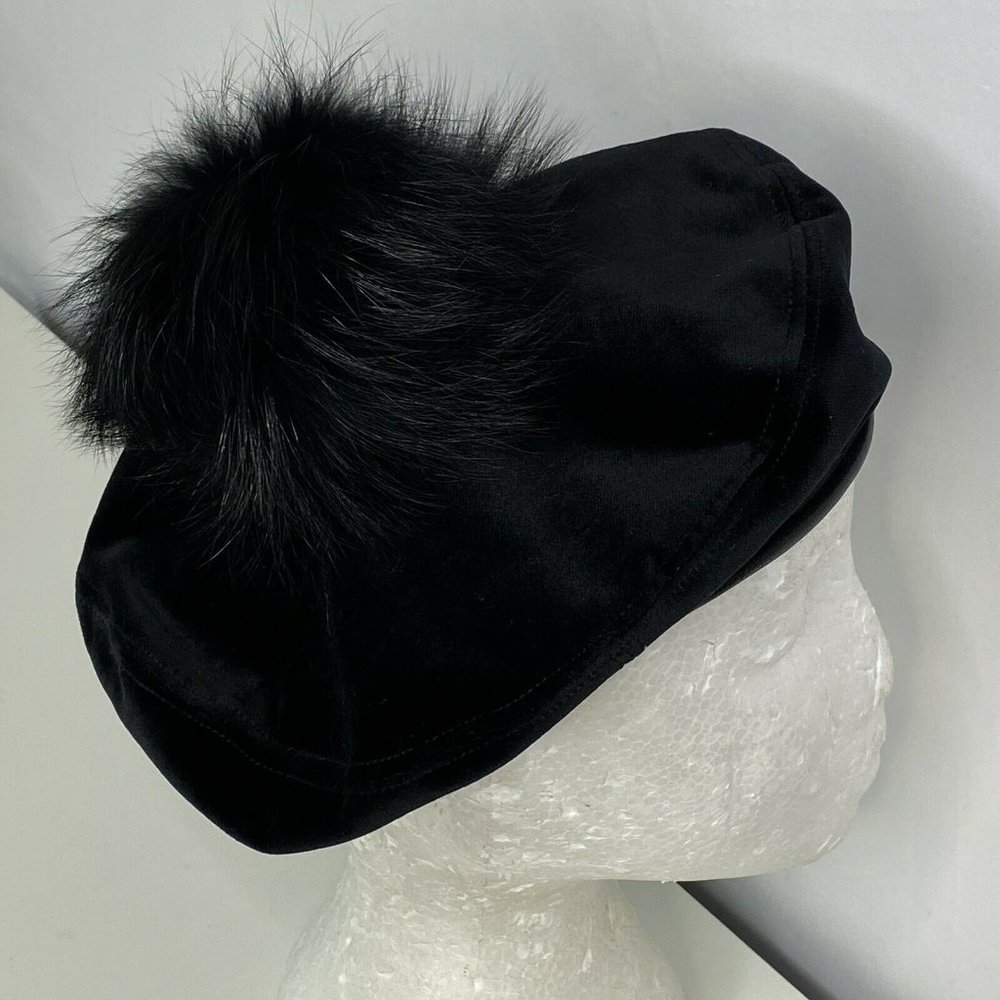 Eric Javits Women's Tilda Fox Fur Pom Beret - Picture 2 of 5